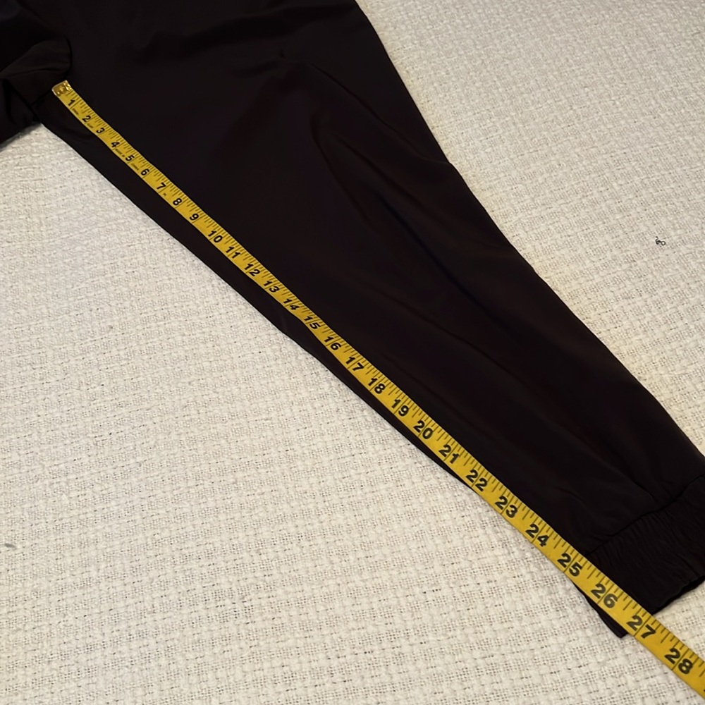 Athleta Black Jogger Pants with Elastic Waist Size 8 - Picture 16 of 16